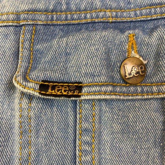 LEE Classic Trucker Style Jean Jacket Denim Medium Wash LM45128 XL - Picture 3 of 6